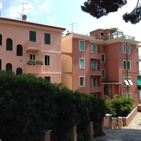 Apartment Bilocale-rapallo *